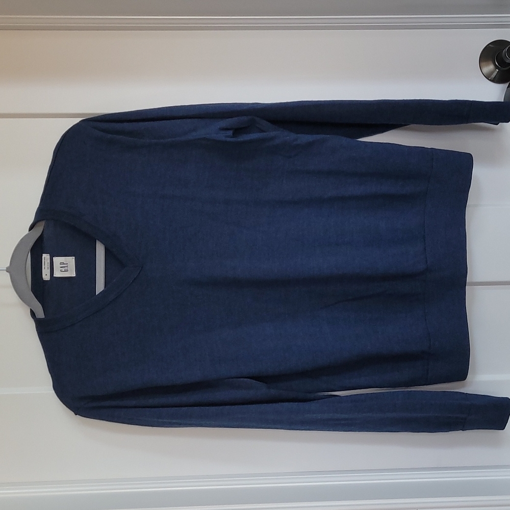 Men's Gap V-neck Sweater